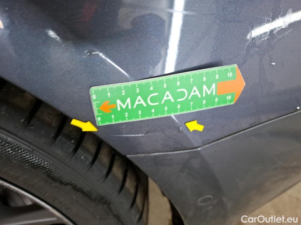  Tesla  Model 3 TESLA  / 2018 / 4P / Berline Grande Autonomie #37