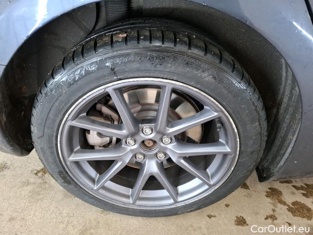  Tesla  Model 3 TESLA  / 2018 / 4P / Berline Grande Autonomie #5