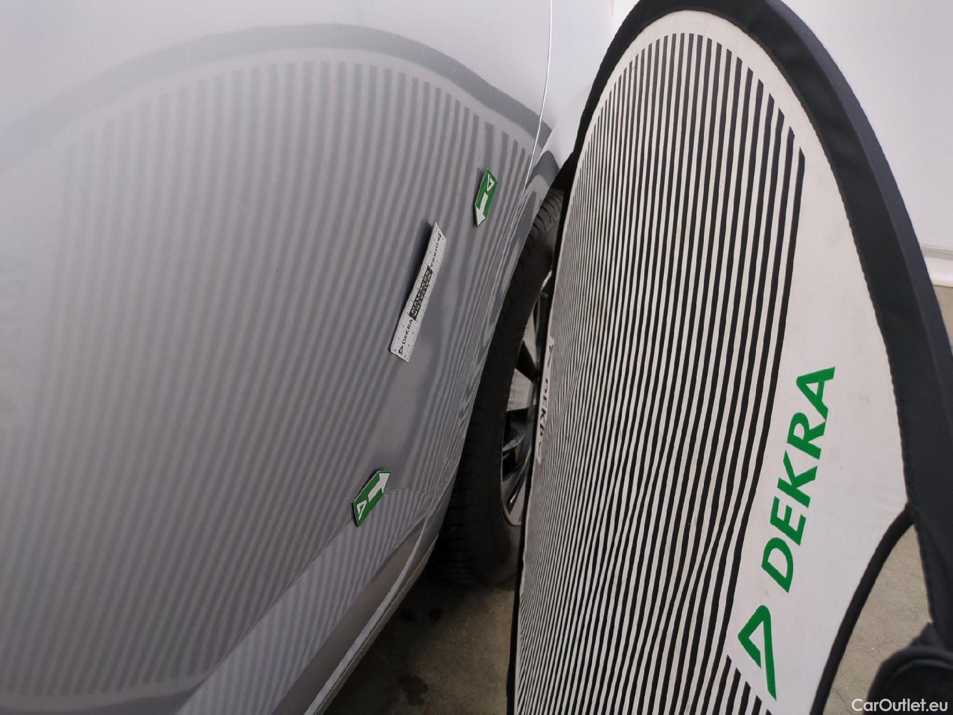  Volkswagen  Polo  VI Lounge Business 1.0 80CV BVM5 E6d #26