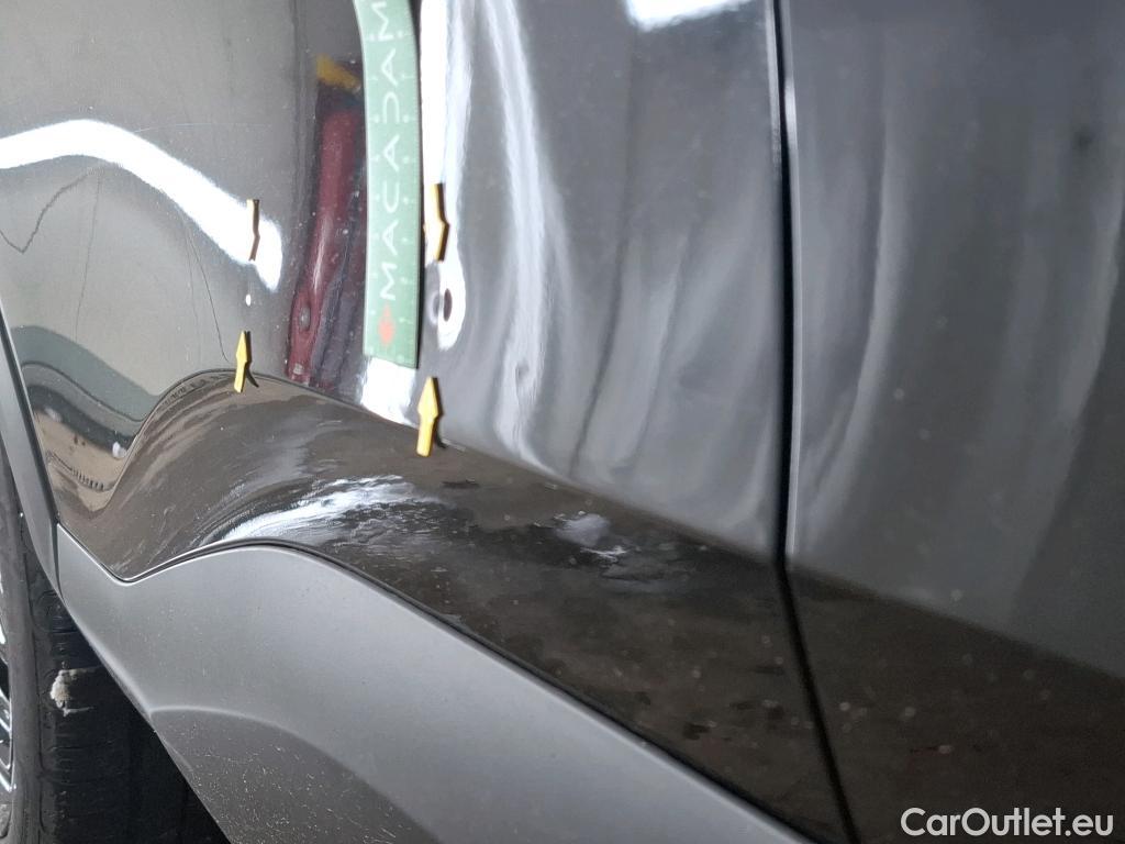  Citroen  C4 CITROEN  X / 2022 / 4P / Berline PureTech 130 S&S EAT8 Feel Pack #8