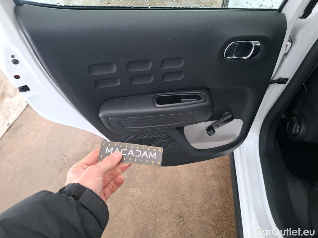  Citroen  C3  Feel Pack 1.2 PureTech 80CV BVM5 6E #6