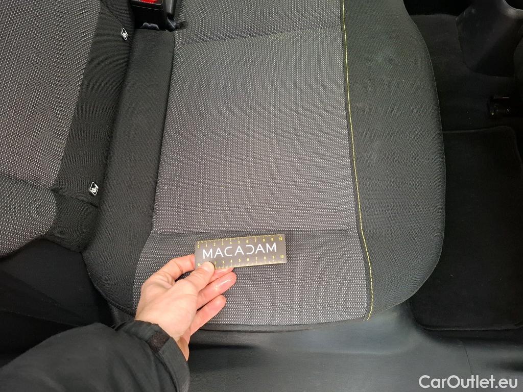  Citroen  C3  Feel Pack 1.2 PureTech 80CV BVM5 6E #22