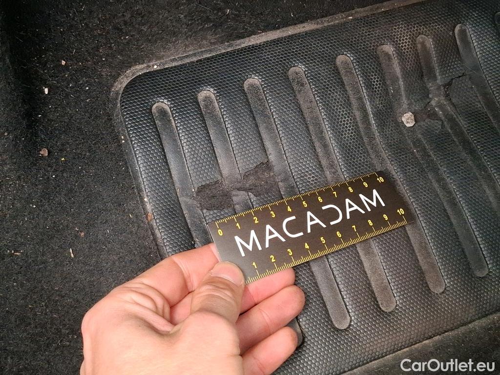  Citroen  C3  Feel Pack 1.2 PureTech 80CV BVM5 6E #2