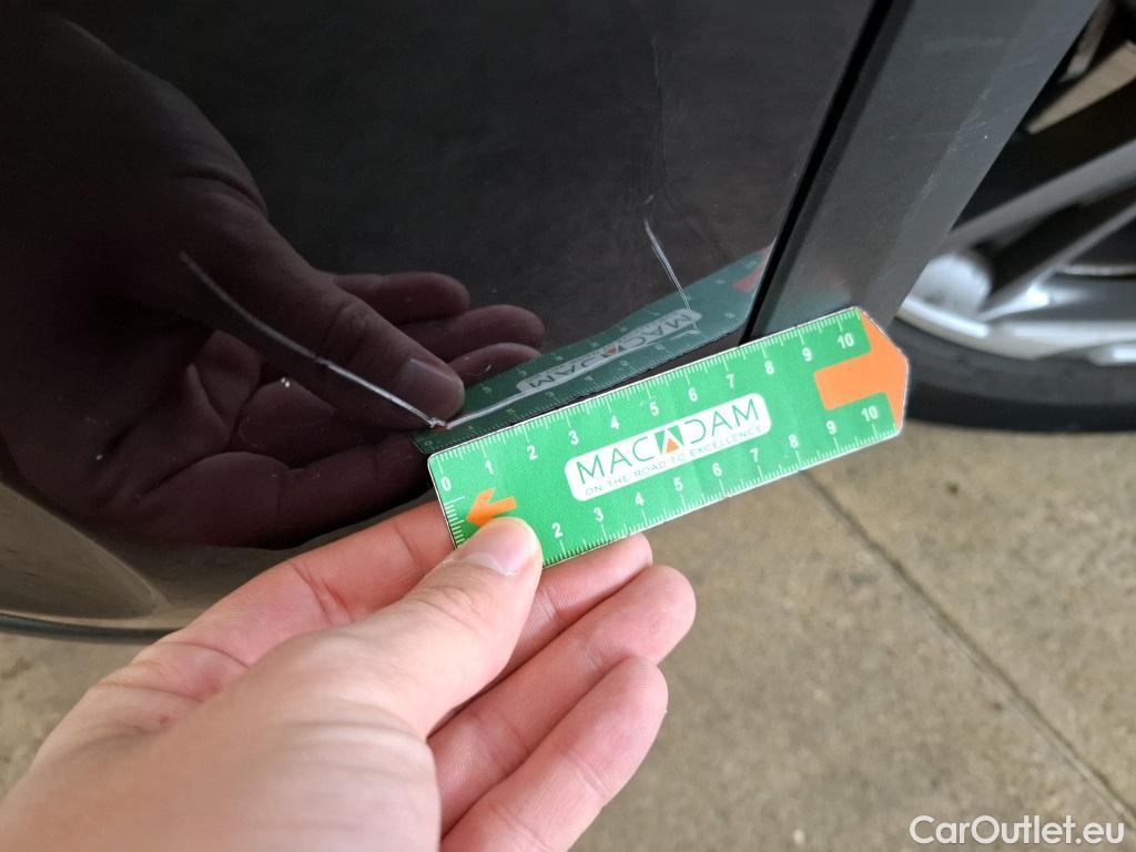  DS  DS7 DS DS 7 Crossback / 2017 / 5P / SUV E-TENSE 4x4 300 BASTILLE + #8