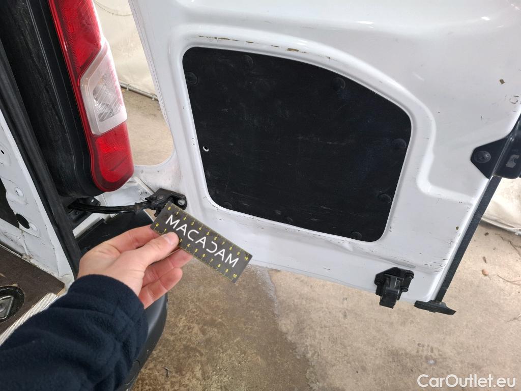  Citroen  Berlingo  Fourgon Driver XL 950 1.5 BlueHDi 100CV BVM6 E6d #13