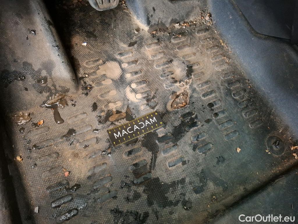  Citroen  Berlingo  Fourgon Club M 650 1.5 BlueHDi 75CV BVM5 E6dT #26