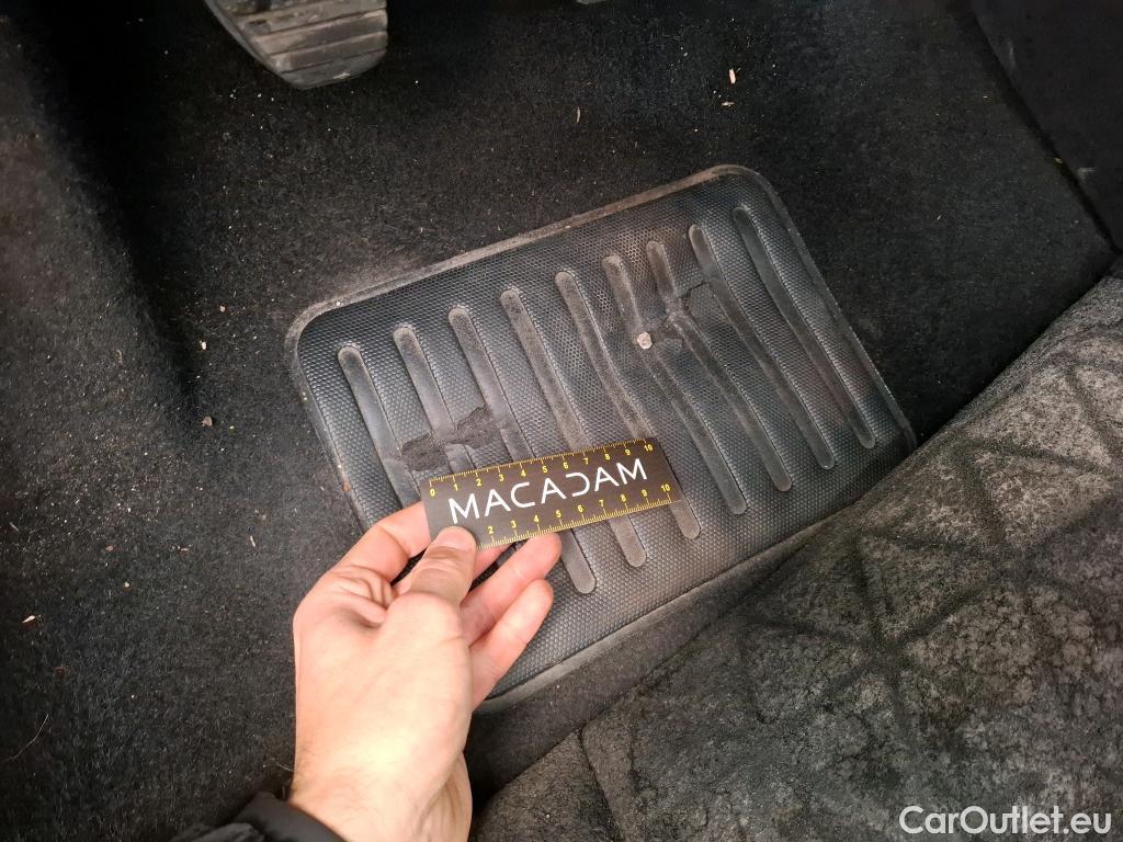  Citroen  C3  Feel Pack 1.2 PureTech 80CV BVM5 6E #1