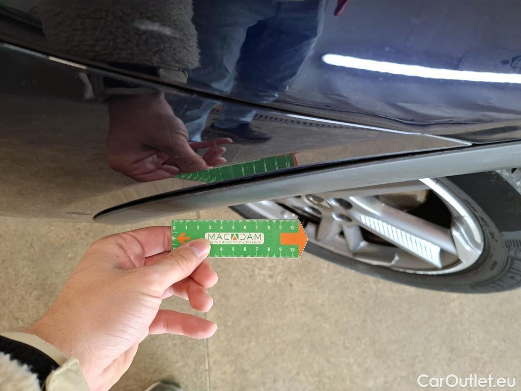  DS  DS7 DS DS 7 Crossback / 2017 / 5P / SUV E-TENSE 4x4 300 BASTILLE + #14