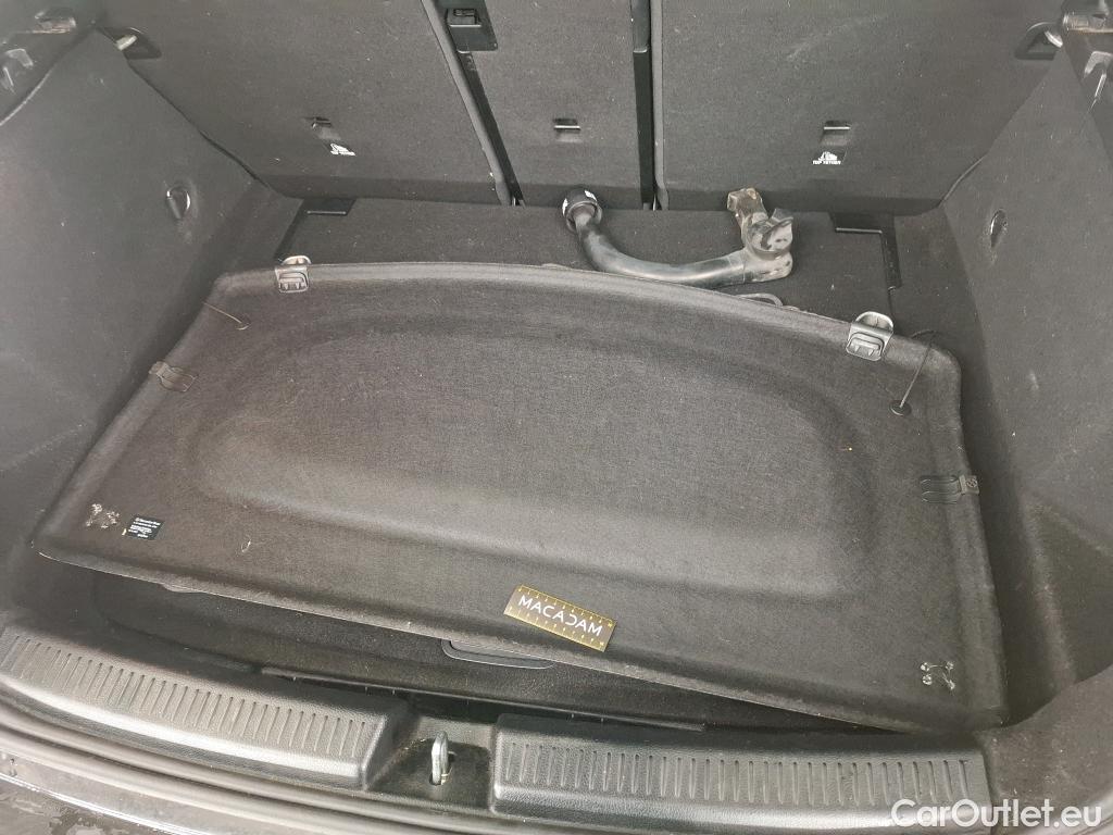  Mercedes  A-Klasse MERCEDES-BENZ Classe A Compact / 2018 / 5P / Berline A 180 d AMG Line 8G-DCT #6