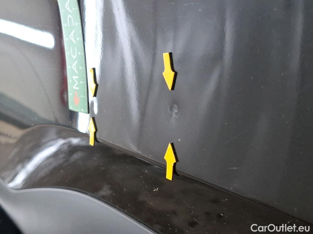  Citroen  C4 CITROEN  X / 2022 / 4P / Berline PureTech 130 S&S EAT8 Feel Pack #12