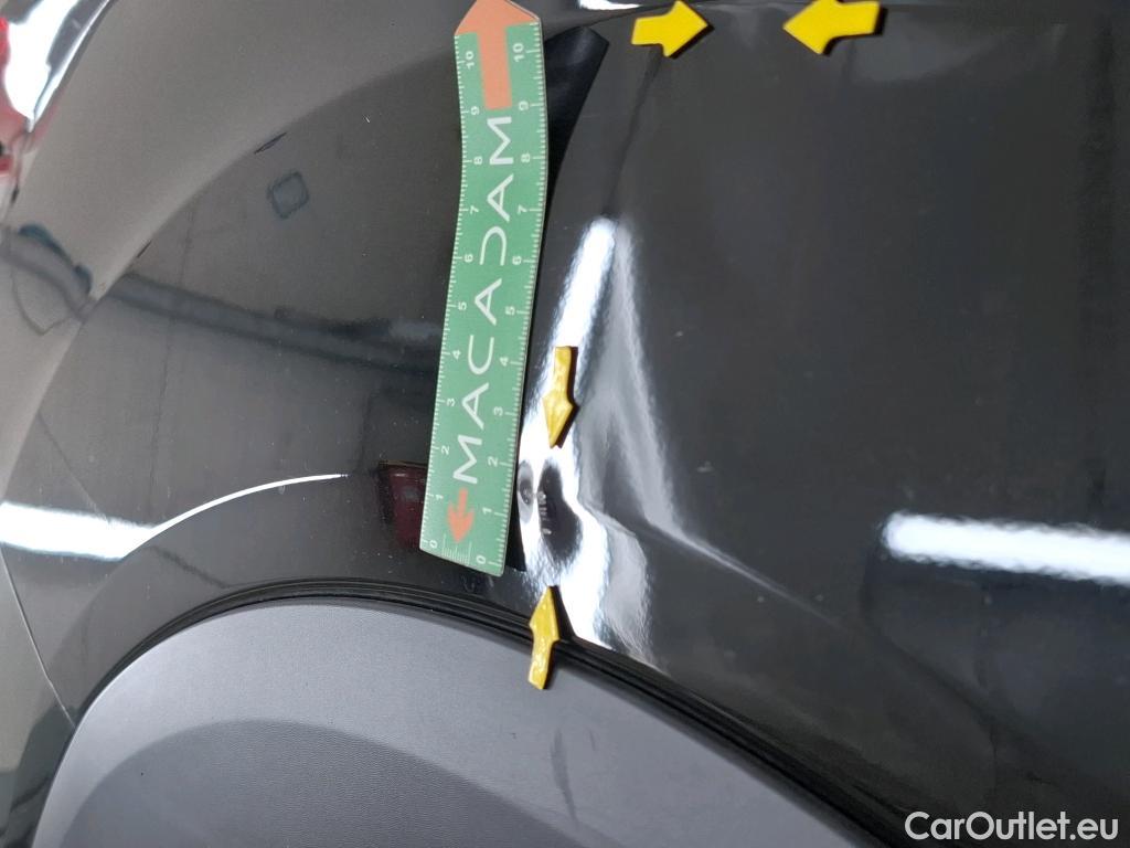  Citroen  C4 CITROEN  X / 2022 / 4P / Berline PureTech 130 S&S EAT8 Feel Pack #23