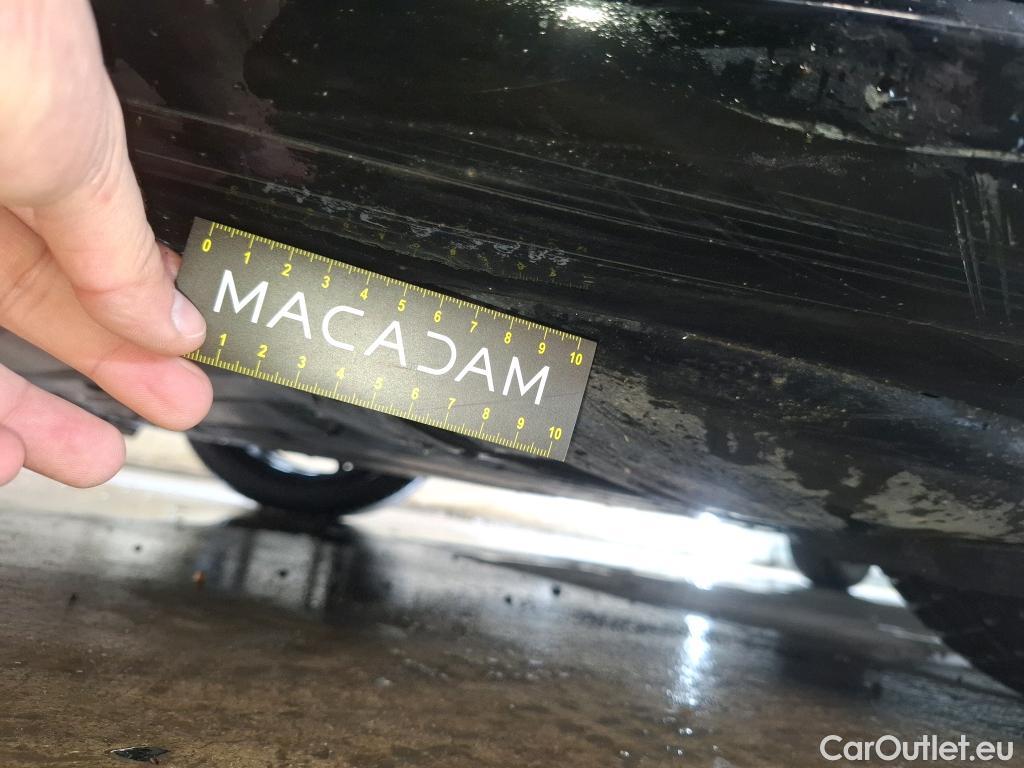  Mercedes  A-Klasse MERCEDES-BENZ Classe A Compact / 2018 / 5P / Berline A 180 d AMG Line 8G-DCT #16