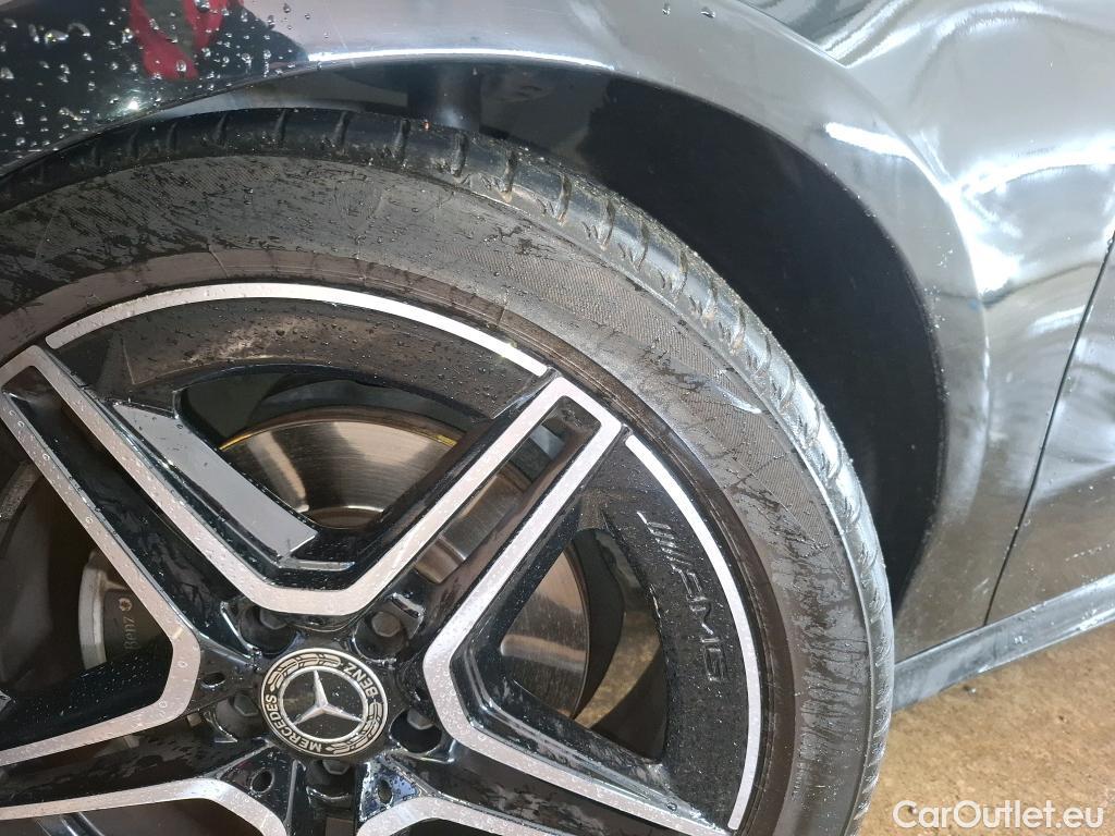  Mercedes  A-Klasse MERCEDES-BENZ Classe A Compact / 2018 / 5P / Berline A 180 d AMG Line 8G-DCT #84