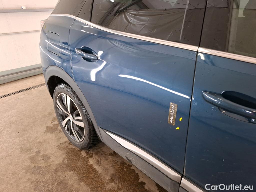  Peugeot  3008 PEUGEOT  / 2020 / 5P / SUV 1.6 HYBRID 225 E-EAT8 GT #3