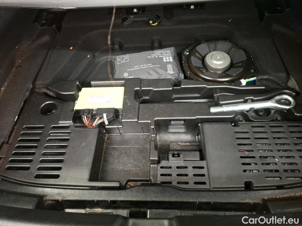  Mercedes  A-Klasse MERCEDES-BENZ Classe A Compact / 2018 / 5P / Berline A 180 d AMG Line 8G-DCT #82