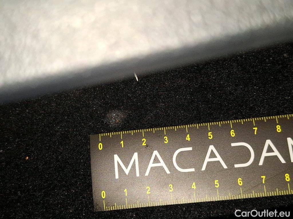  Mercedes  A-Klasse MERCEDES-BENZ Classe A Compact / 2018 / 5P / Berline A 180 d AMG Line 8G-DCT #53