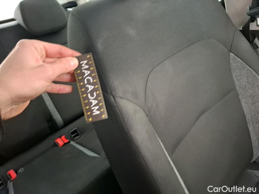  Skoda  Fabia SKODA  / 2021 / 5P / Berline 1.0 MPI 80 Active #9