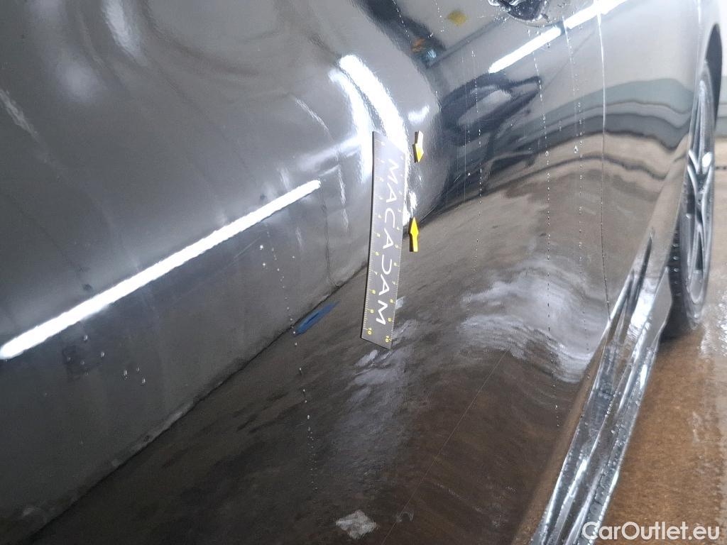  Mercedes  A-Klasse MERCEDES-BENZ Classe A Compact / 2018 / 5P / Berline A 180 d AMG Line 8G-DCT #73