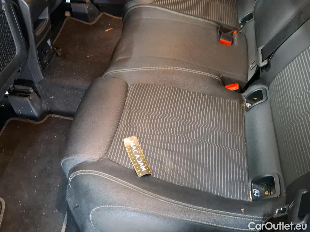  Mercedes  GLA  / 2020 / 5P / SUV 1.3  250 e BUSINESS LINE DCT / BATTERIE 12V HS #18