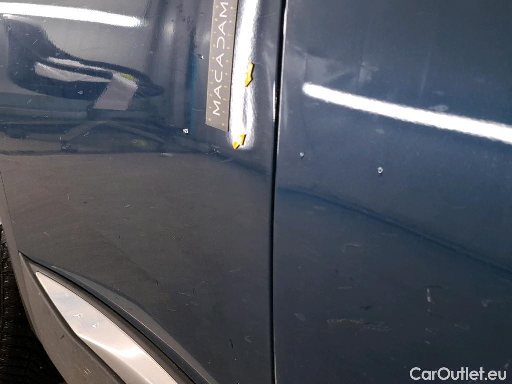  Peugeot  3008 PEUGEOT  / 2020 / 5P / SUV 1.6 HYBRID 225 E-EAT8 GT #4