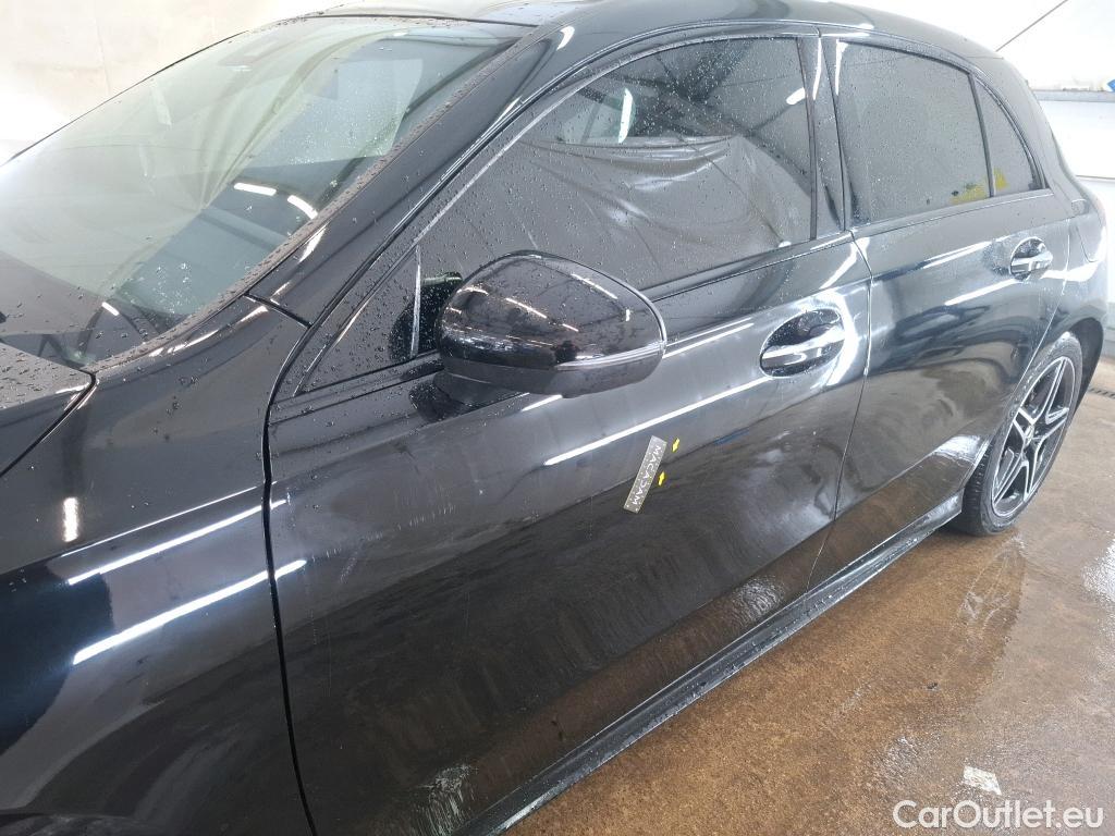  Mercedes  A-Klasse MERCEDES-BENZ Classe A Compact / 2018 / 5P / Berline A 180 d AMG Line 8G-DCT #71