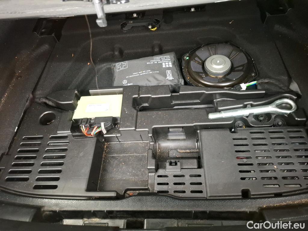  Mercedes  A-Klasse MERCEDES-BENZ Classe A Compact / 2018 / 5P / Berline A 180 d AMG Line 8G-DCT #54