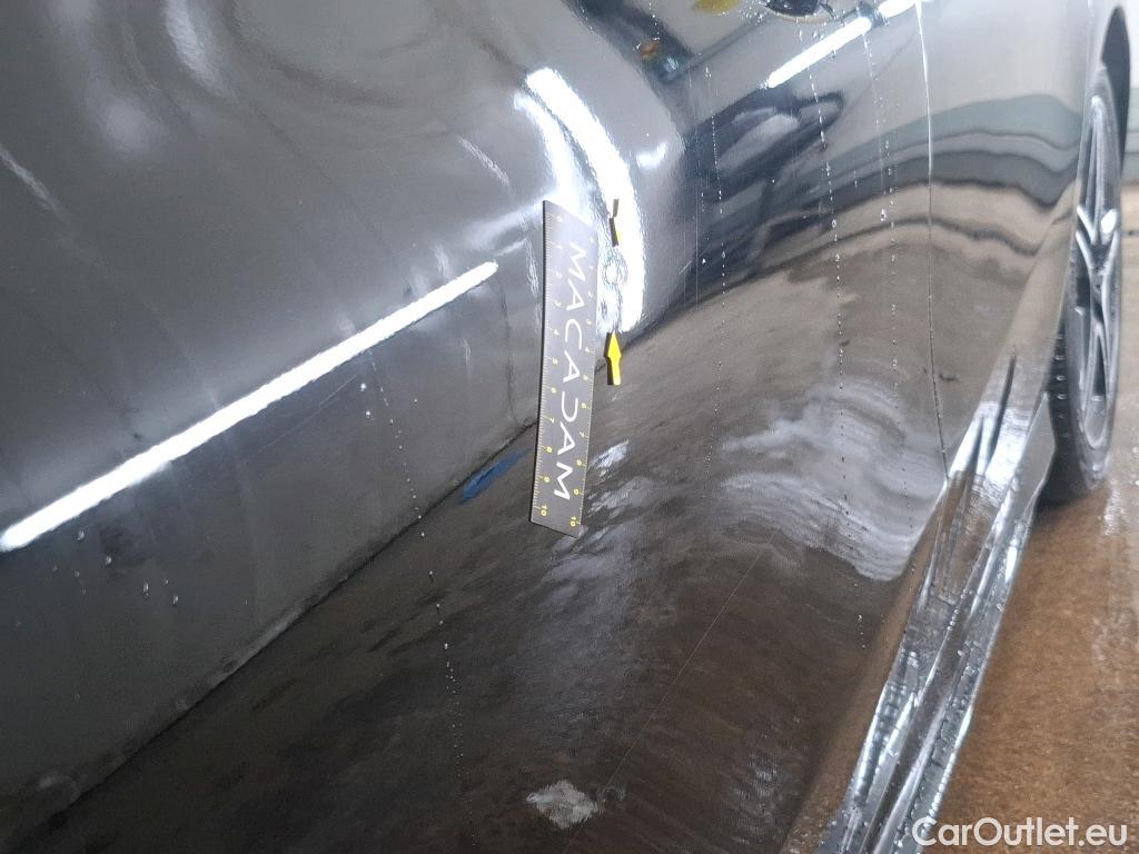  Mercedes  A-Klasse MERCEDES-BENZ Classe A Compact / 2018 / 5P / Berline A 180 d AMG Line 8G-DCT #74