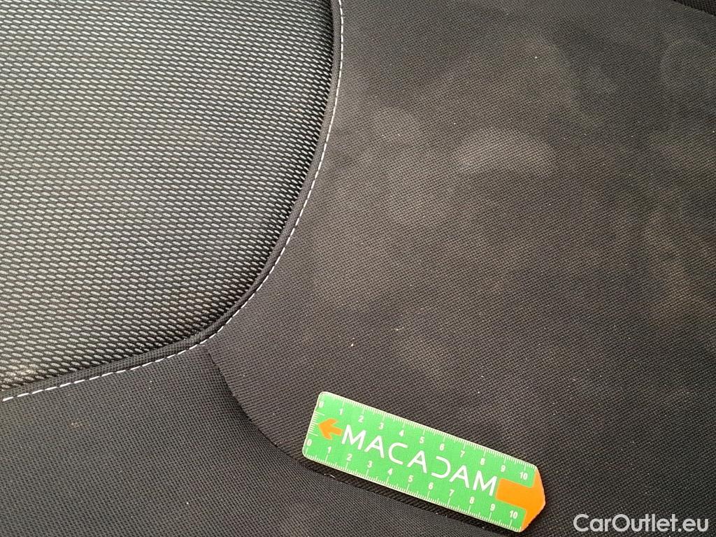  Renault  Clio RENAULT  / 2016 / 5P / Berline &Business TCe 90 #4