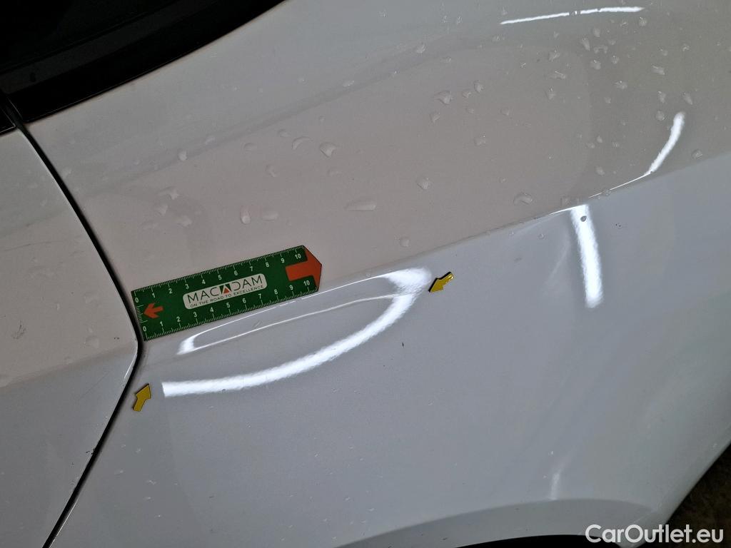  Tesla  Model 3 TESLA  / 2018 / 4P / Berline Grande Autonomie #4