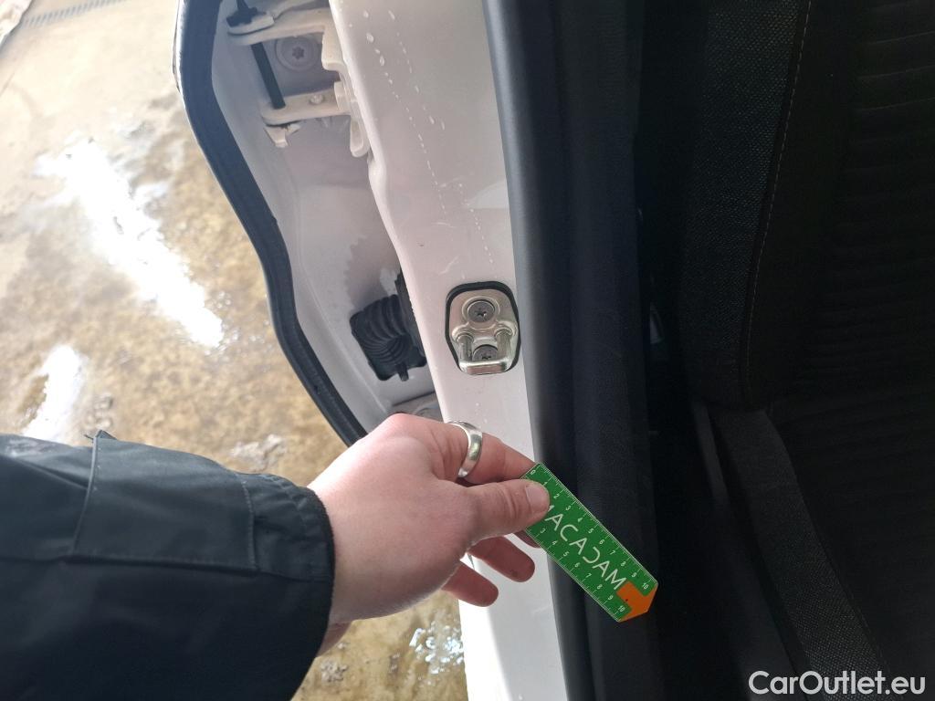  Peugeot  208  Active Business 1.2 PureTech 100CV BVM6 E6d #12