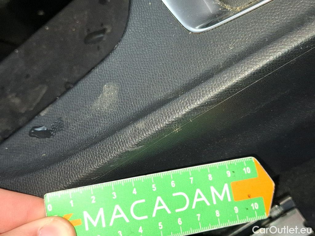  Peugeot  208  Active Business 1.2 PureTech 100CV BVM6 E6d #17