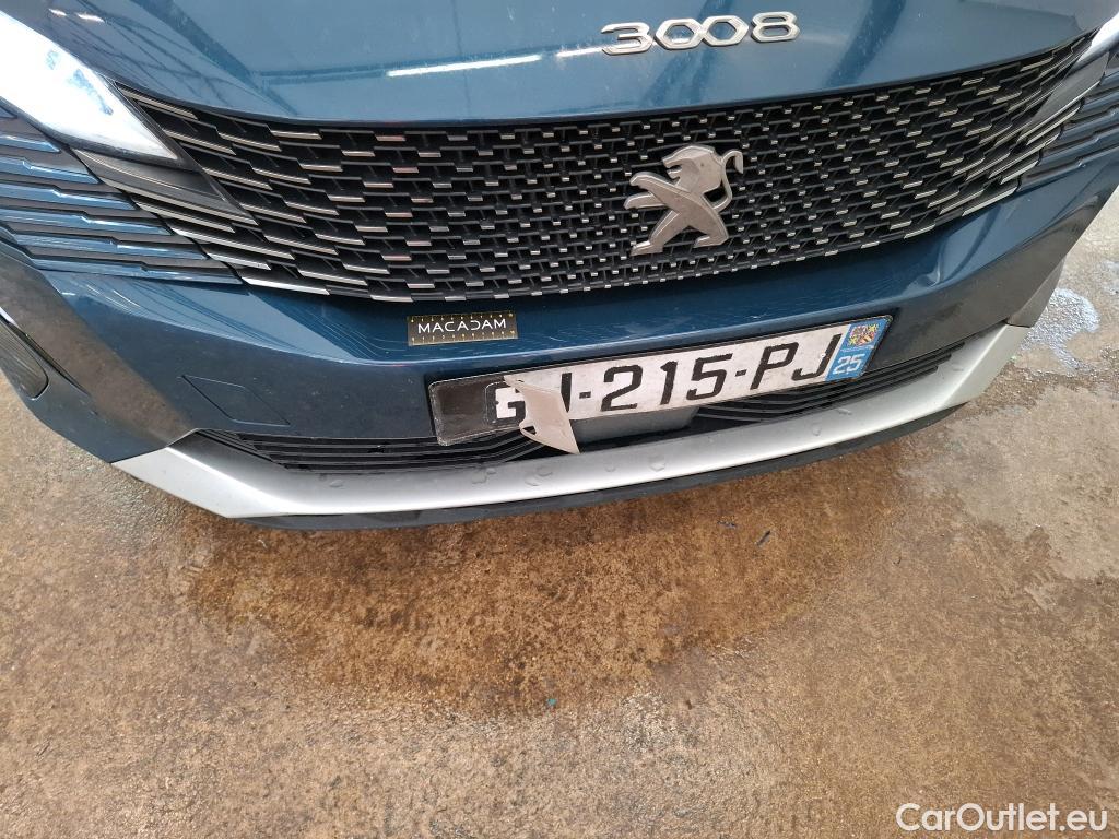  Peugeot  3008 PEUGEOT  / 2020 / 5P / SUV 1.6 HYBRID 225 E-EAT8 GT #9