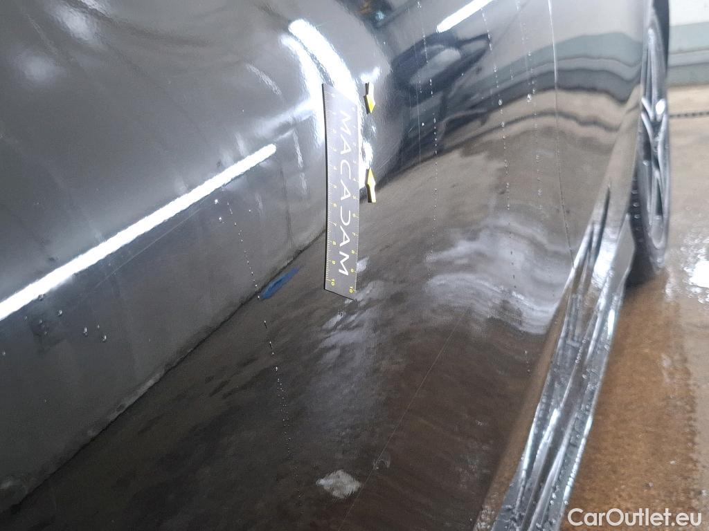  Mercedes  A-Klasse MERCEDES-BENZ Classe A Compact / 2018 / 5P / Berline A 180 d AMG Line 8G-DCT #75