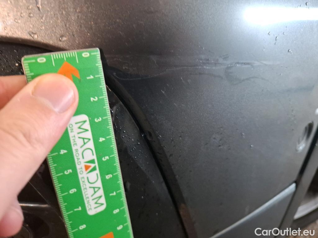  Volkswagen  Tiguan VOLKSWAGEN  Allspace / 2017 / 5P / SUV 2.0 TDI 150 DSG7 Carat Exclusive #17