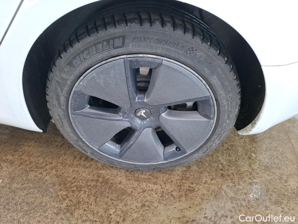  Tesla  Model 3 TESLA  / 2018 / 4P / Berline Grande Autonomie #16