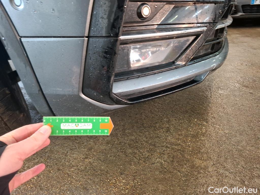  Volkswagen  Tiguan VOLKSWAGEN  Allspace / 2017 / 5P / SUV 2.0 TDI 150 DSG7 Carat Exclusive #44