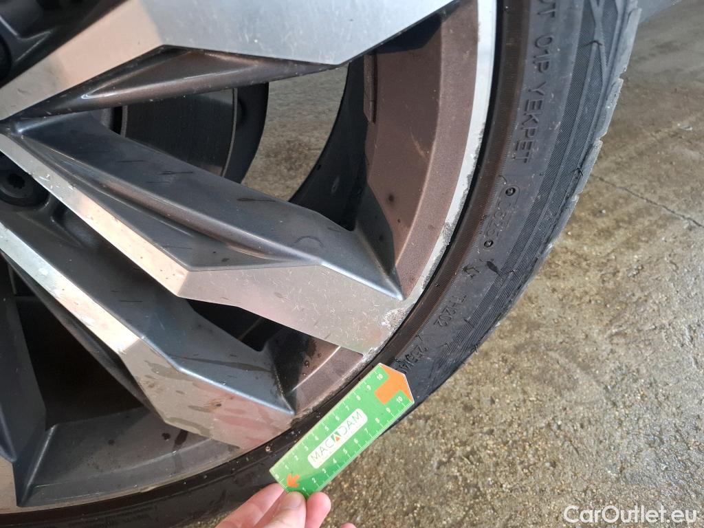  Volkswagen  Tiguan VOLKSWAGEN  Allspace / 2017 / 5P / SUV 2.0 TDI 150 DSG7 Carat Exclusive #4