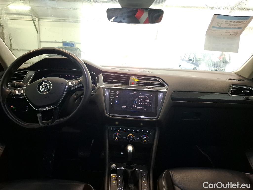  Volkswagen  Tiguan VOLKSWAGEN  Allspace / 2017 / 5P / SUV 2.0 TDI 150 DSG7 Carat Exclusive #20