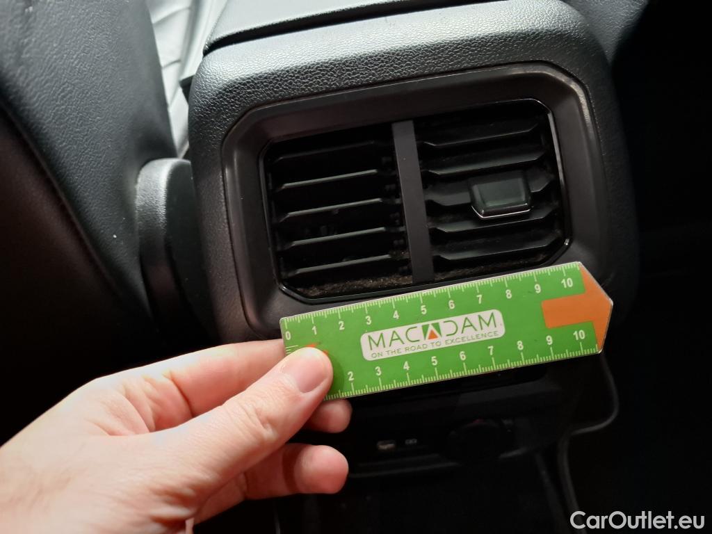  Volkswagen  Tiguan VOLKSWAGEN  Allspace / 2017 / 5P / SUV 2.0 TDI 150 DSG7 Carat Exclusive #18