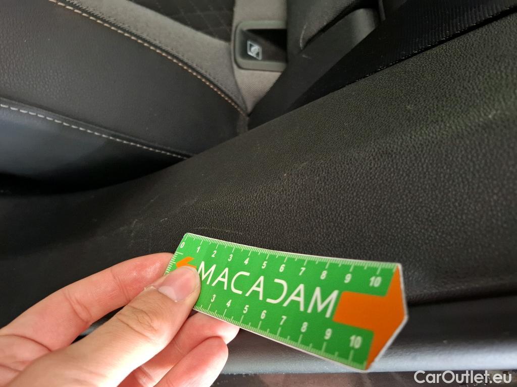  Opel   Grandland X Grandland X Elegance Business 1.5 130CV BVA8 E6d #16