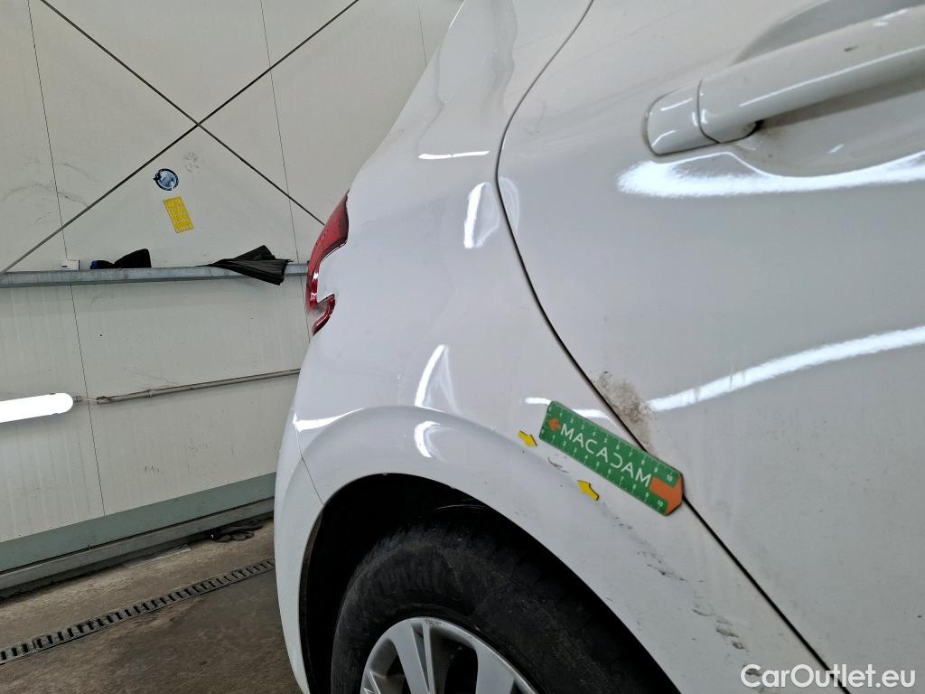  Peugeot  208  Active Business 1.2 80CV BVM5 E6dT #1