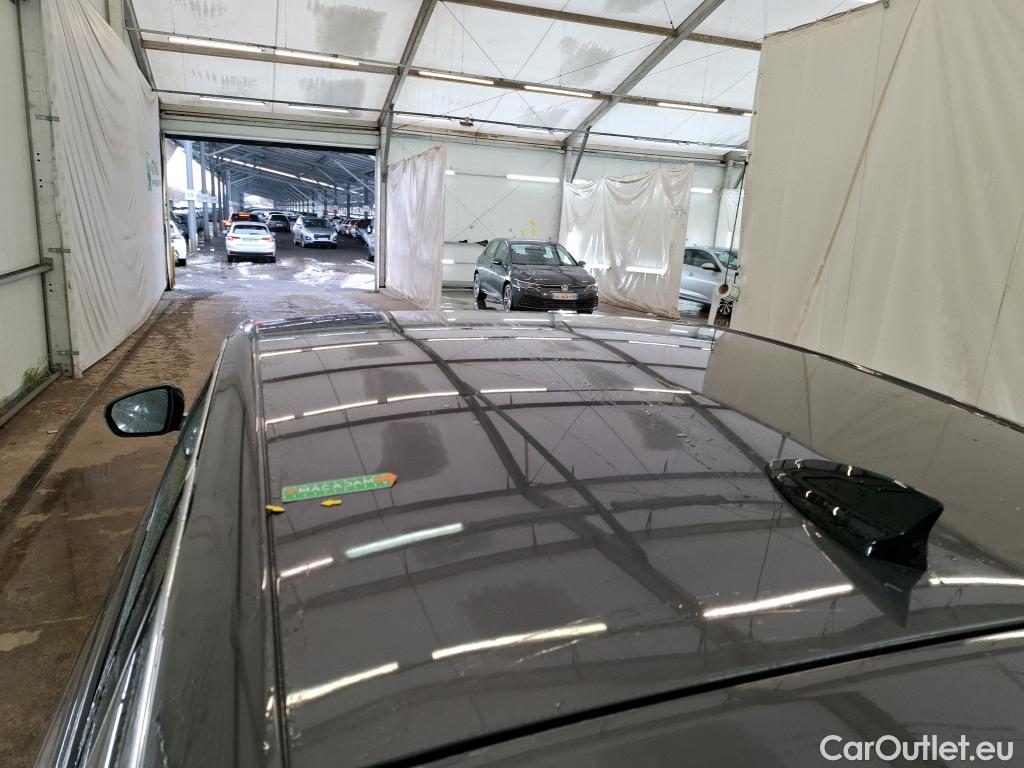  Opel   Grandland X Grandland X Elegance Business 1.5 130CV BVA8 E6d #23