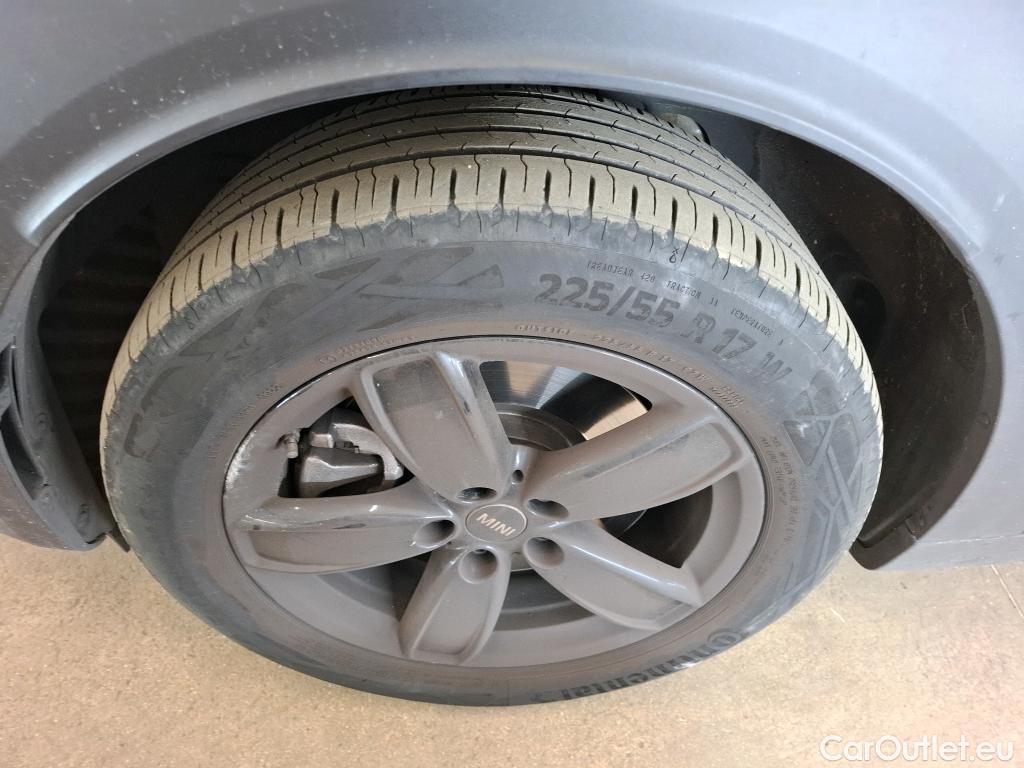  Mini  Countryman MINI  / 2020 / 5P / Crossover Cooper SE ALL4 Essential 125+95ch BVA6 #8