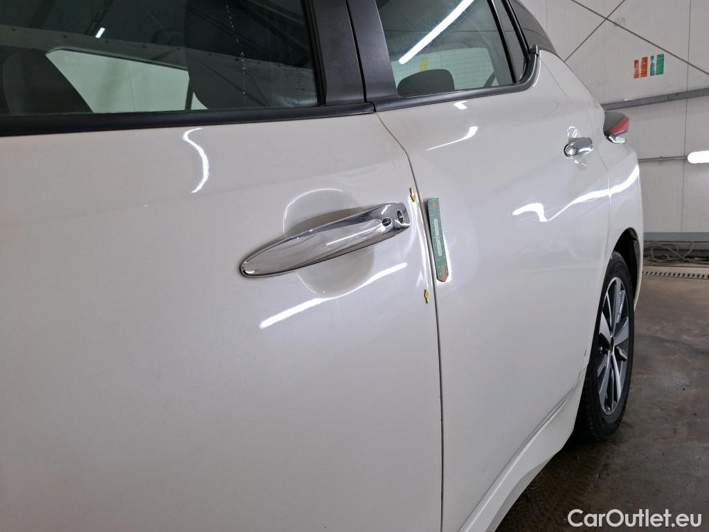  Nissan  Leaf NISSAN  / 2017 / 5P / Berline 150ch Acenta #4