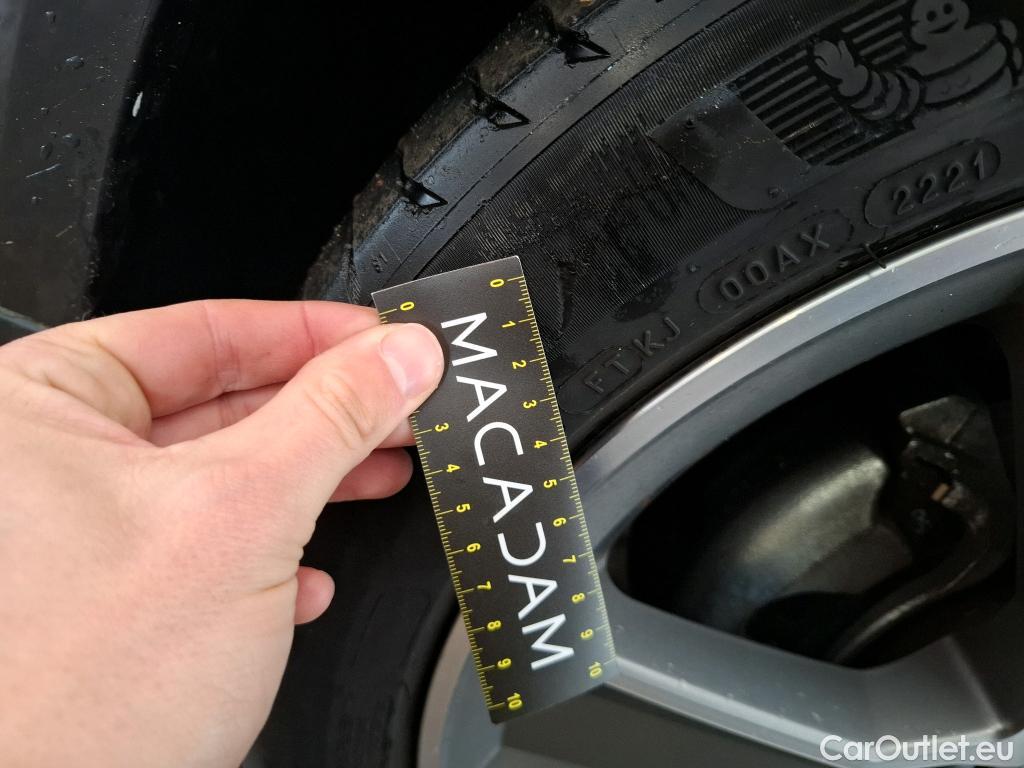  Audi  Q2  35 TFSI Design Luxe 1.5 TFSI 150CV BVA7 E6d #3