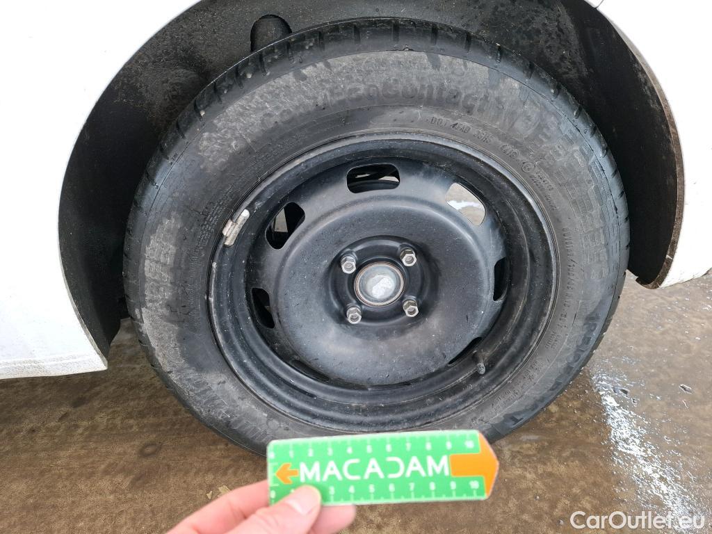  Peugeot  208  Active Business 1.2 80CV BVM5 E6dT #17