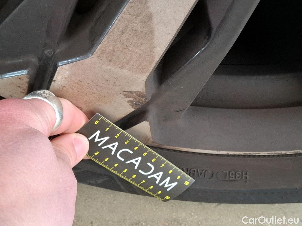  Peugeot  3008  GT 1.2 PureTech 130CV BVA8 E6d #25