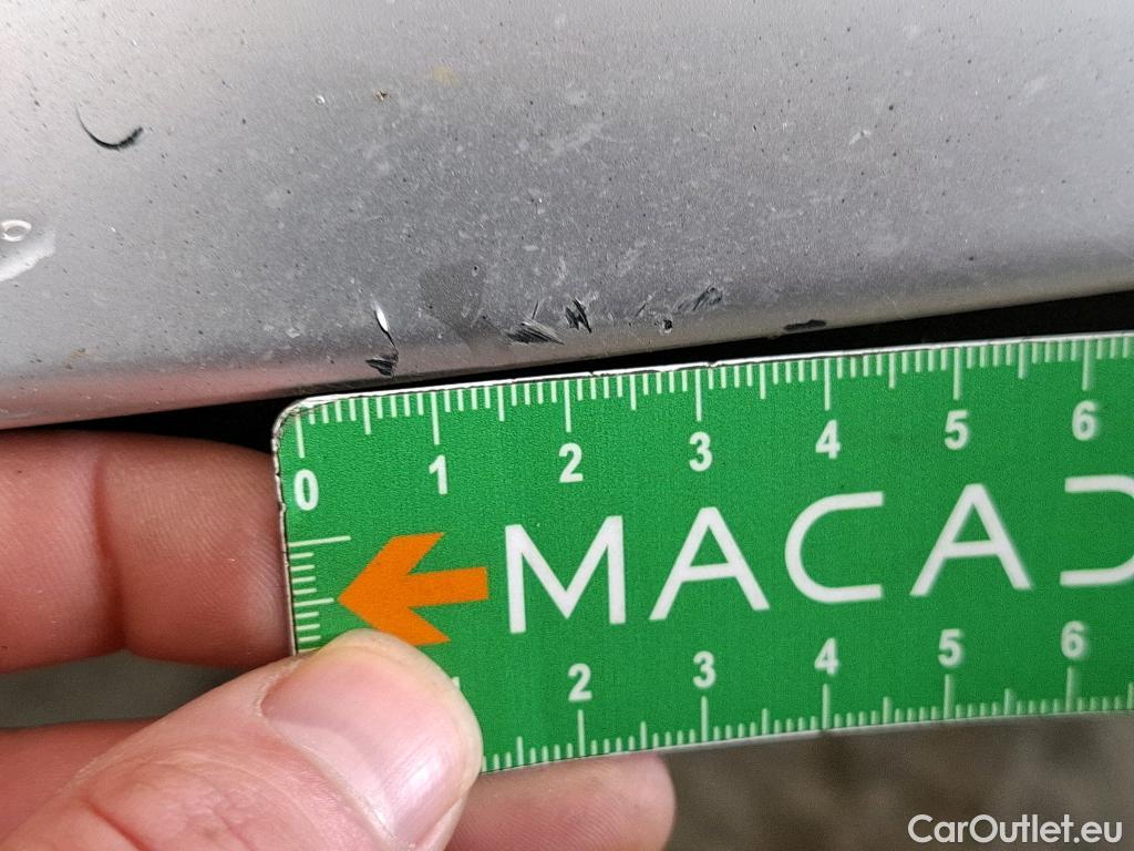  Peugeot  3008 PEUGEOT  / 2020 / 5P / SUV 1.6 HYBRID 225 E-EAT8 Allure Pack #38