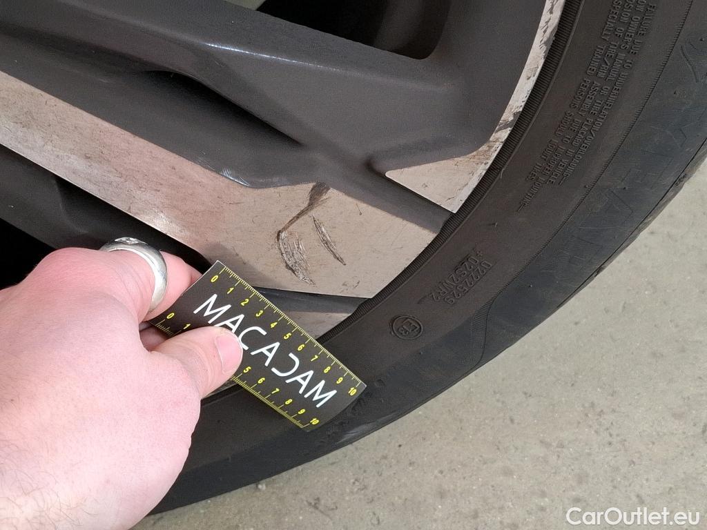  Peugeot  3008  GT 1.2 PureTech 130CV BVA8 E6d #23