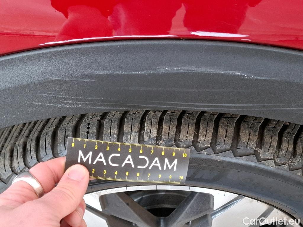  Peugeot  3008  GT 1.2 PureTech 130CV BVA8 E6d #49